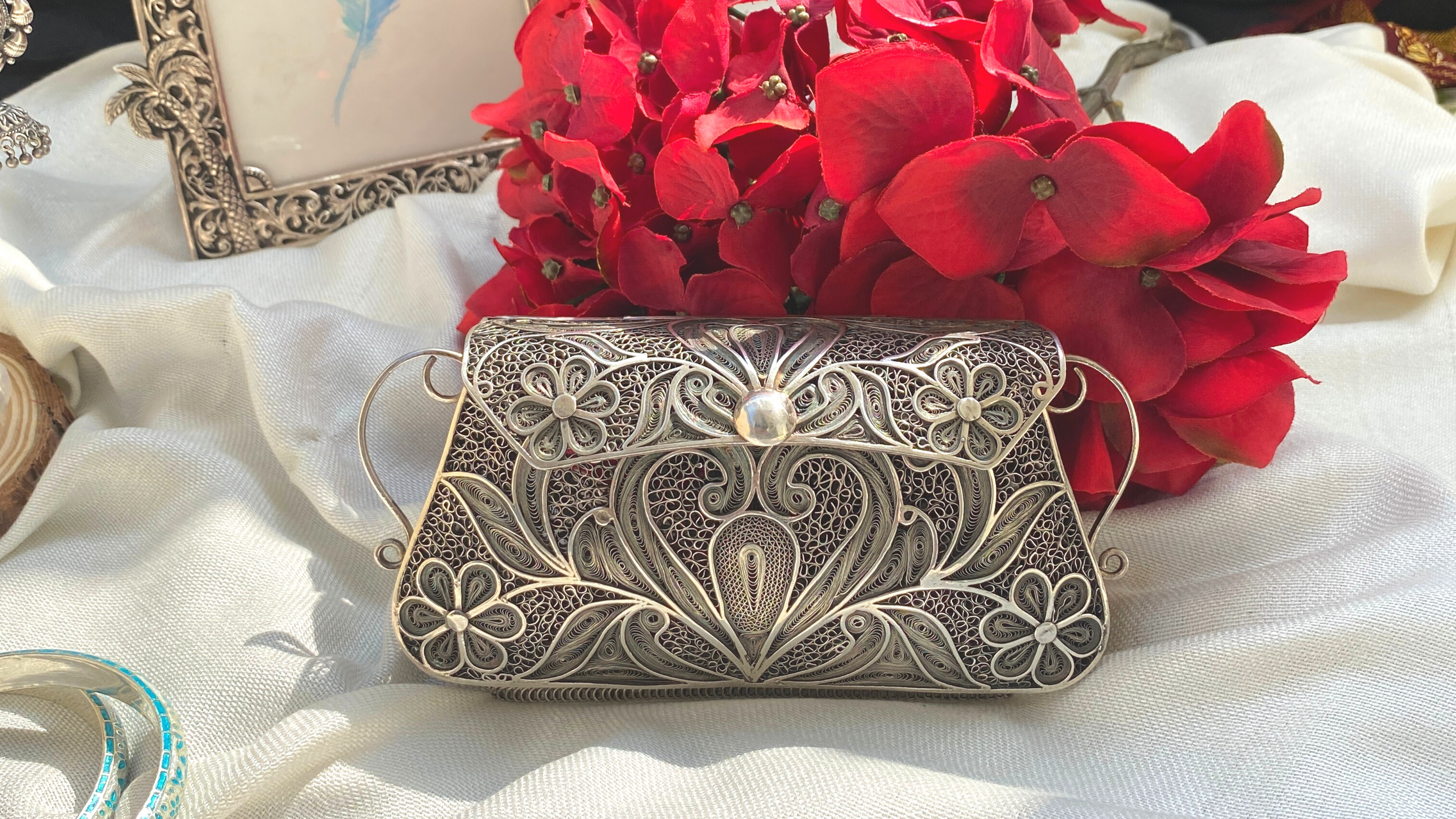 CHITAI PURSE @ Exclusively Different from Code Silver | StoryLTD