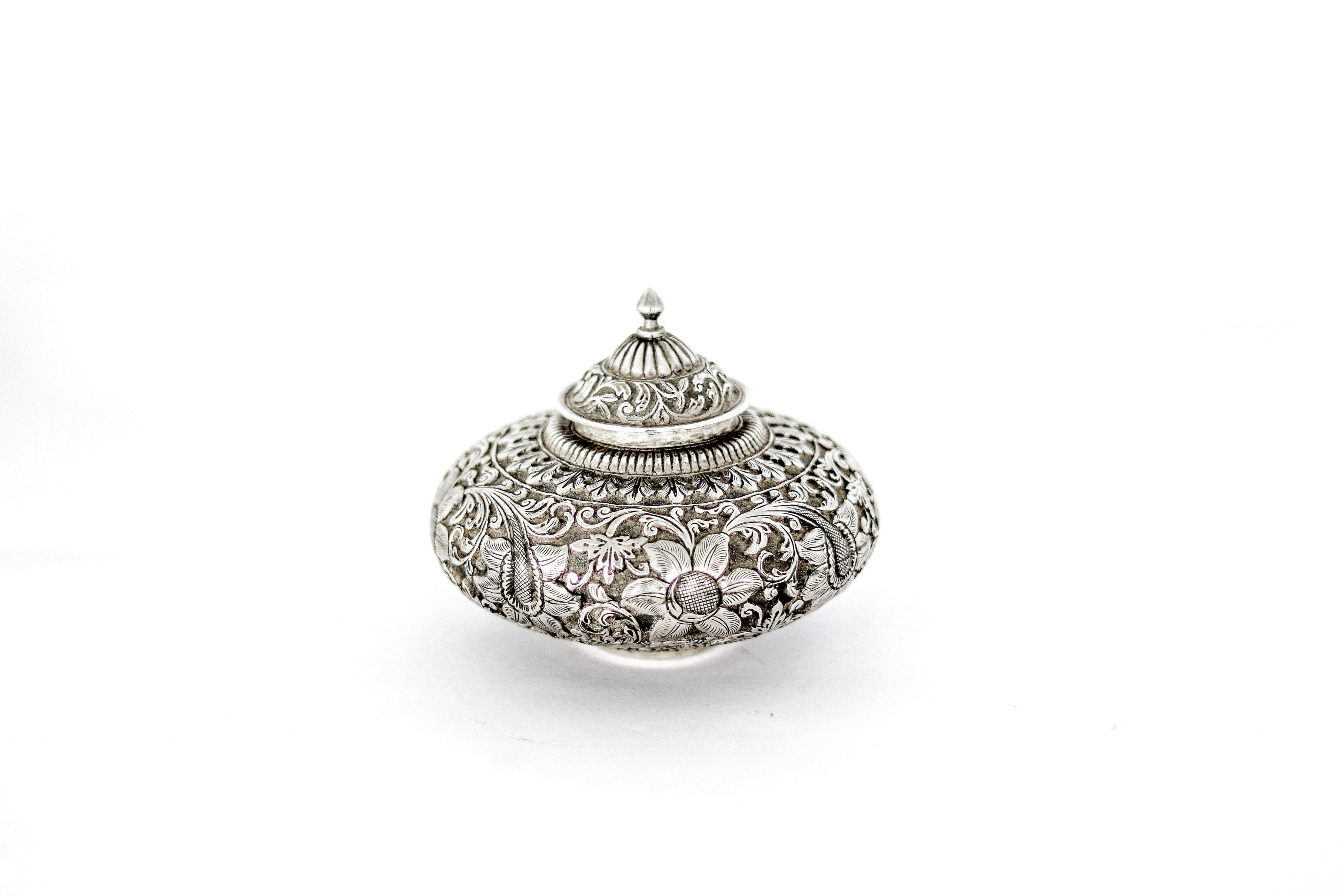 Beautiful embossed handcrafted silver kalash